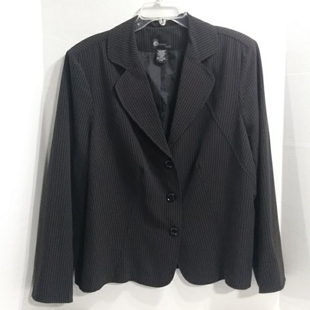 First Option Black Pin Striped Button Down Blazer Size 20W *EUC*